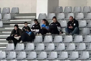 (ΦΩΤΟΣ kerkida) Ξανά με τον κόσμο στο πλευρό του ο Απόλλων