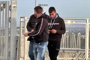 (ΦΩΤΟΣ kerkida) Ξανά με τον κόσμο στο πλευρό του ο Απόλλων