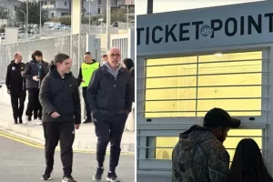 (ΦΩΤΟΣ kerkida) Ξανά με τον κόσμο στο πλευρό του ο Απόλλων