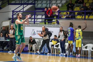 Διπλό στο Λευκόθεο η ΑΕΚ (Φώτος)
