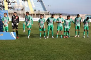 ΕΝΠ-Άρης: Πέρασε από το Παραλίμνι και συνεχίζει την καταδίωξη (φώτος)