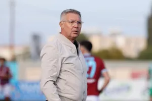 ΕΝΠ-Άρης: Πέρασε από το Παραλίμνι και συνεχίζει την καταδίωξη (φώτος)