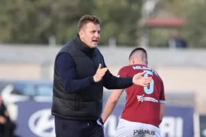 ΕΝΠ-Άρης: Πέρασε από το Παραλίμνι και συνεχίζει την καταδίωξη (φώτος)