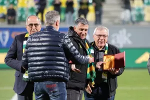 ΑΕΚ - Ομόνοια 29Μ: Έστω και δύσκολα, πήρε το ζητούμενο και μείωσε στο - 7! (φώτος)