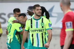 ΑΕΚ - Ομόνοια 29Μ: Έστω και δύσκολα, πήρε το ζητούμενο και μείωσε στο - 7! (φώτος)