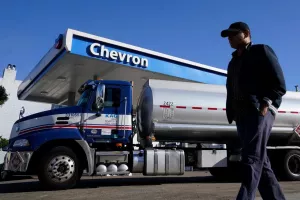 Chevron: Τα πρώτα, δειλά βήματα στον χώρο του πετρελαίου και η μετατροπή σε παγκόσμια δύναμη