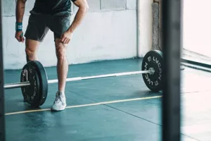  Έβαλε στοίχημα πόσα squats μπορεί να κάνει και κατέληξε με νεφρική ανεπάρκεια