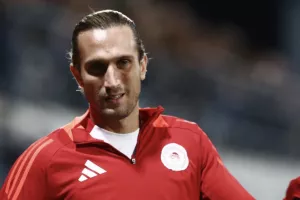 Στον… αέρα ο Γιαζίτσι λόγω Φορτούνη στον Ολυμπιακό!