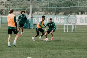 Επέστρεψε ο Σιώπης/Οικογενειακό διπλό στο Κορωπί