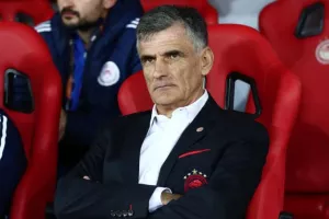 Οι ευχές του Ολυμπιακού στον Μεντιλίμπαρ για τα γενέθλιά του