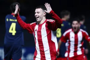 Κόντρα στην Στουρμ Γκρατς με φόντο τους «8» η Κ19 του Ολυμπιακού