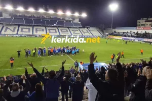 (ΒΙΝΤΕΟ kerkida) "Η ιστορία και η φανέλα σου βαριά"