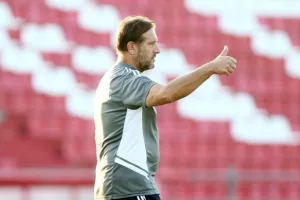 Μαρτίνς: «Ο Ολυμπιακός με έκανε πρωταθλητή»