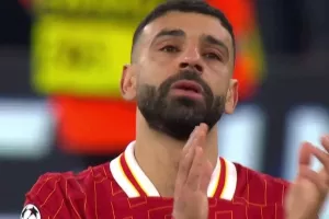 Πόσο αγαπάει ο Σαλάχ τη Λίβερπουλ: Απίστευτη στιγμή, αποχώρησε δακρυσμένος