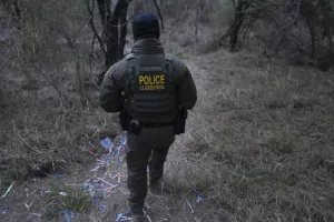 Οι ΗΠΑ αναπτύσσουν άλλους 600 στρατιωτικούς στα σύνορα με το Μεξικό