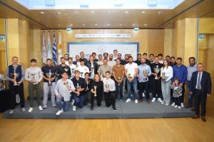 Ψηλά ακόμα μια σεζόν ο υγρός στίβος