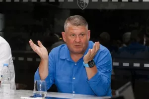 Ντουμπόφ για Ετήσια Οικονομική Έκθεση