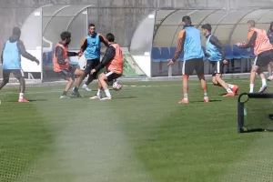 (Φώτος) Δουλειά... για Ανόρθωση