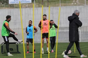 (Φώτος) Δουλειά... για Ανόρθωση