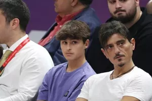 ΒΙΝΤΕΟ/Ο Γιαννακόπουλος ρώτησε τον γιο του αν θα πήγαινε στον Ολυμπιακό, τι απάντησε ο νεαρός