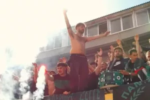 (ΒΙΝΤΕΟ) Τακτακαλίτικο...πάρτι ανόδου