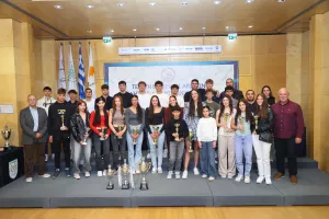 (ΦΩΤΟΣ) Η μεγάλη γιορτή του υγρού στίβου
