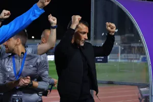 Συγκινημένος...Καρσέδο!