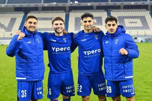 ΟΛΟΙ μαζί... ΑΠΟΕΛ!