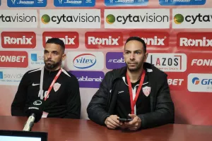 "Μας...κόστισε η αλλαγή του Μπεχαράνο"