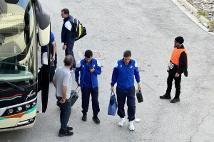 (Φώτος Kerkida) Έφτασε... το ΑΠΟΕΛ