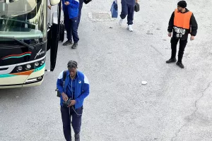 (Φώτος Kerkida) Έφτασε... το ΑΠΟΕΛ