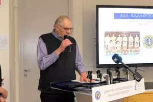 "Η Βασίλισσα της καρδιάς μας" (φώτος)
