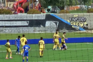 Mείωσε η ΑΕΛ