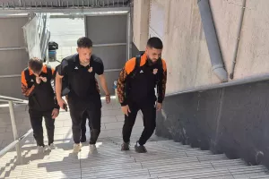 (Φώτος Kerkida) Η άφιξη της Καρμιώτισσας