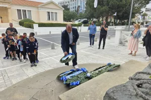 Πήγαν...στον Ευαγόρα Παλληκαρίδη (φώτος)