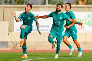 ΚΛΙΚΣ από την πεντάρα