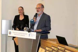 "Η Βασίλισσα της καρδιάς μας" (φώτος)