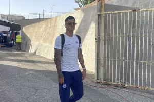 (Φώτος Kerkida) Η άφιξη του Απόλλωνα