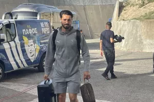 (Φώτος Kerkida) Η άφιξη της Πάφου 