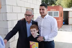 "Το Πέλλαπαϊς είναι δικό μας-Θα επιστρέψουμε" (Φώτος)