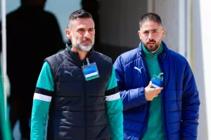 Στα χέρια του Αλέξη!