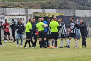 (Φώτος) ΔΙΑΚΟΠΗ στον τελικό κυπέλλου
