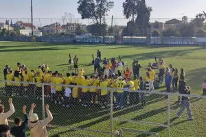 (Βίντεο/Φώτος Kerkida) Η απονομή του τροπαίου στην FREEDOM 24 ΕΝ' Ύψωνα