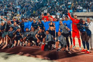 "Ένα βήμα πιο κοντά"