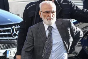 "Καλό Πάσχα με υγεία, αγάπη, ελπίδα και πίστη"