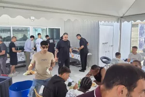 (ΦΩΤΟΣ Kerkida) Όλοι μαζί... σαν μία οικογένεια!