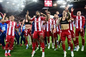 Ο Ολυμπιακός στ’ αστέρια: Κλείδωσε τη συμμετοχή του στη League Phase του Champions League!
