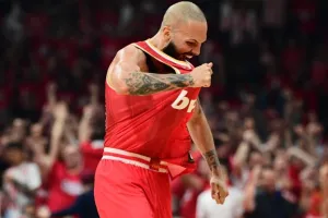 Νοκ άουτ για το Game 3 ο Φουρνιέ!