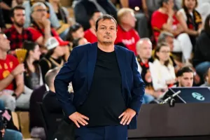 Αταμάν για Ναν/ “Τυχερός που ξεκουράστηκε για 45 δευτερόλεπτα”