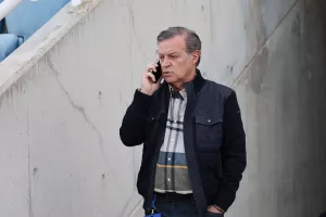 Τηλεφώνημα...